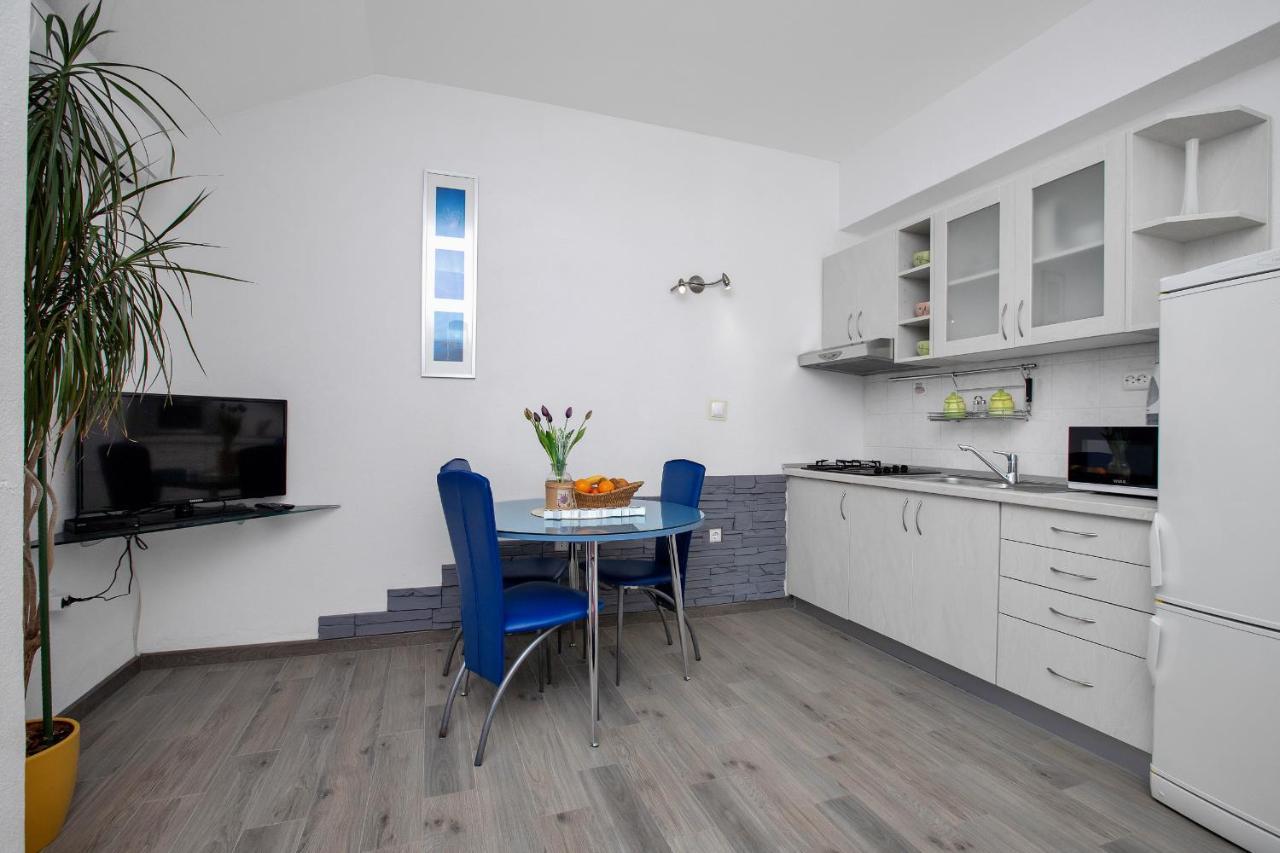 Apartman Toni Apartment Drasnice Ngoại thất bức ảnh